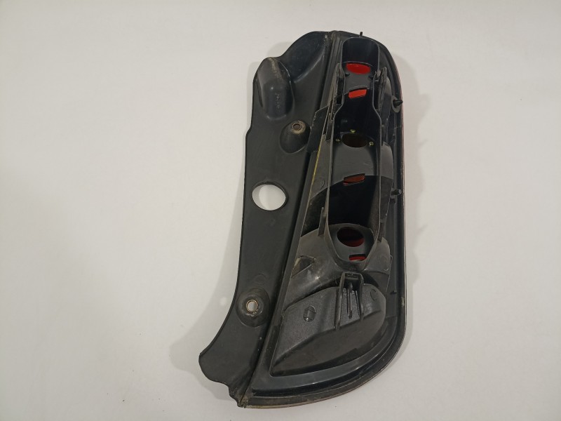 Recambio de piloto trasero izquierdo para lancia ypsilon (101) 1.3 16v multijet platino referencia OEM IAM 51753385  