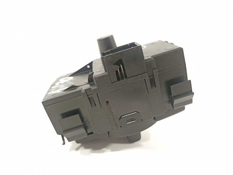 Recambio de mando luces para bmw serie 1 berlina (e81/e87) 118d referencia OEM IAM 61316932796  