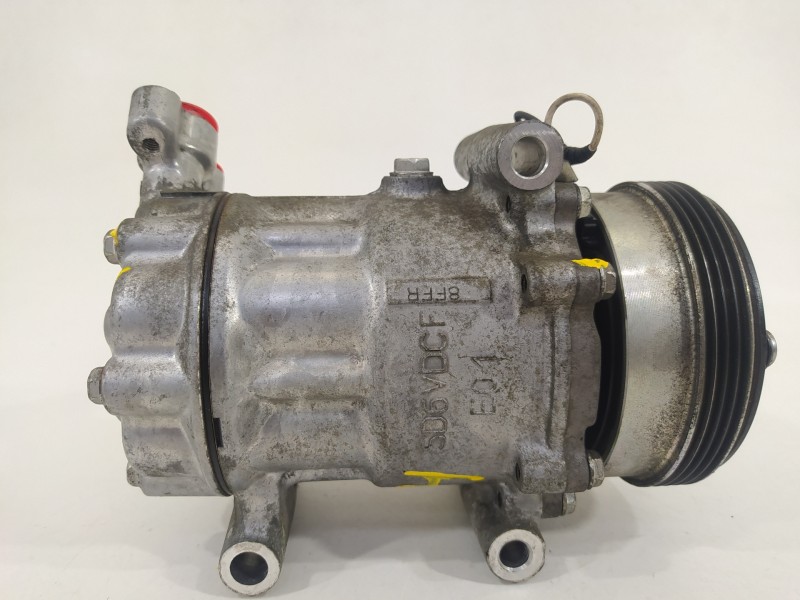Recambio de compresor aire acondicionado para dacia logan básico referencia OEM IAM 8200840899  
