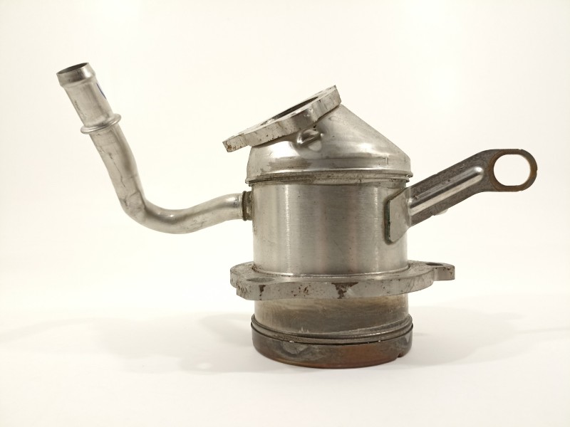 Recambio de enfriador egr para dacia sandero stepway comfort referencia OEM IAM 147359823R  