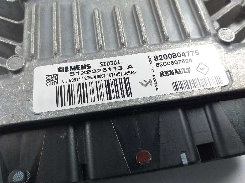 Recambio de centralita motor uce para renault megane ii classic berlina emotion referencia OEM IAM 8200804775 8200807626 S122326