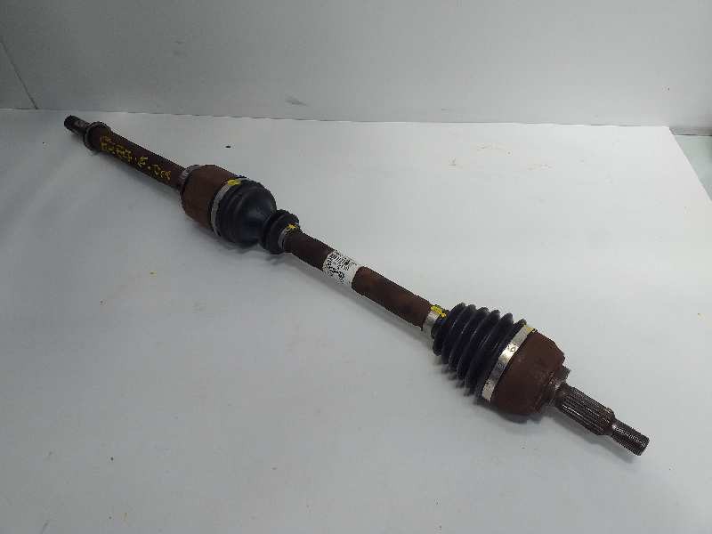 Recambio de transmision delantera derecha para renault megane ii classic berlina emotion referencia OEM IAM 8200472158  