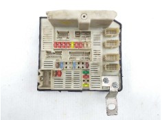 Recambio de caja reles / fusibles para renault megane ii classic berlina emotion referencia OEM IAM 8200481866  