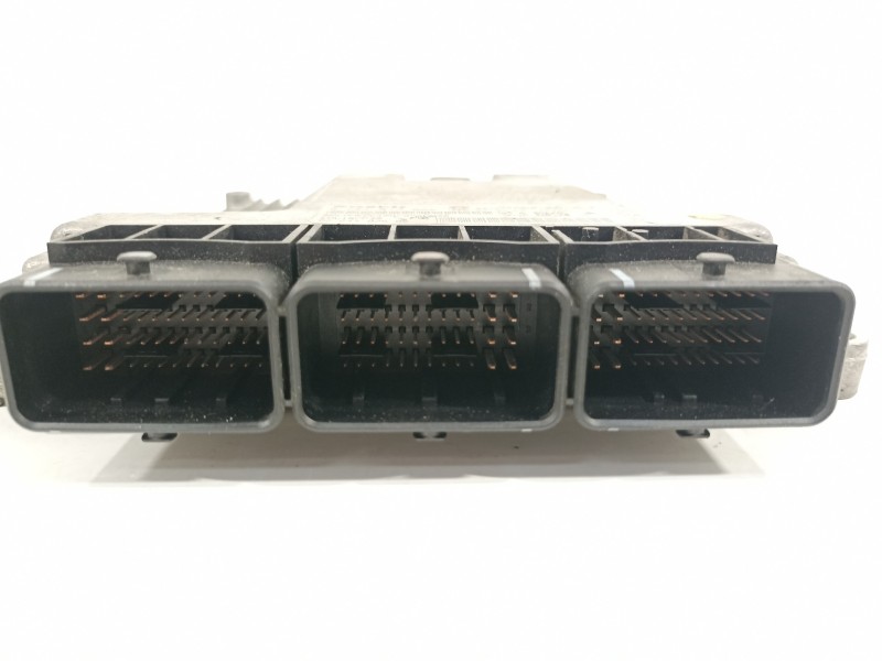 Recambio de centralita motor uce para citroën c-crosser xtr referencia OEM IAM 9664487580 0281013666 