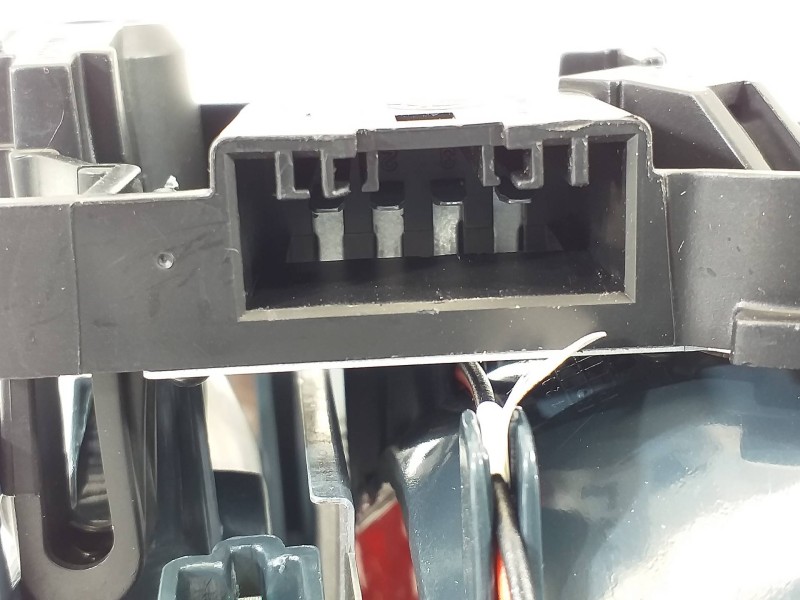 Recambio de piloto trasero izquierdo para bmw serie 3 lim. (f30) 335i xdrive referencia OEM IAM 63217371111 18361112 