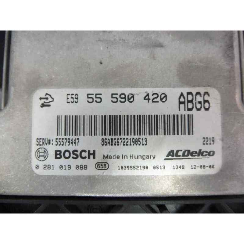Recambio de centralita motor uce para opel insignia sports tourer sportive 4x4 referencia OEM IAM 55590420 0281019088 