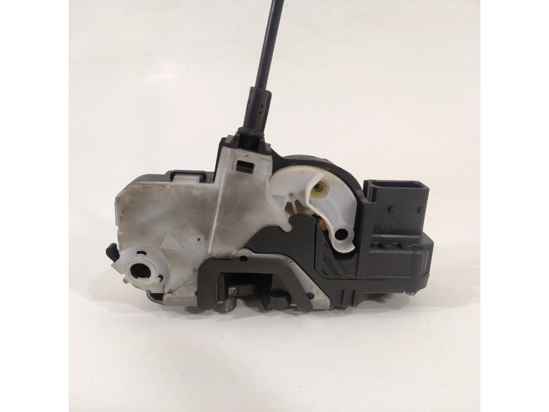 Recambio de cerradura puerta delantera derecha para opel insignia sports tourer sportive 4x4 referencia OEM IAM 3023880 3023880 