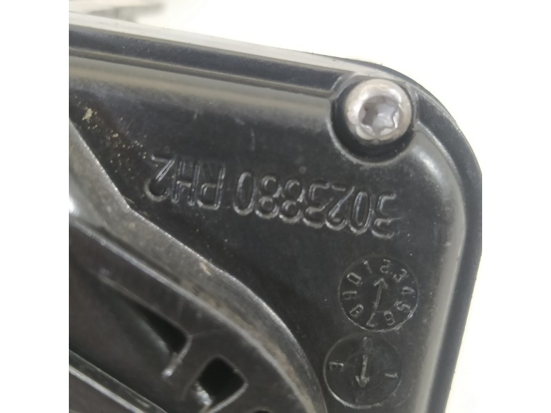 Recambio de cerradura puerta delantera derecha para opel insignia sports tourer sportive 4x4 referencia OEM IAM 3023880 3023880 