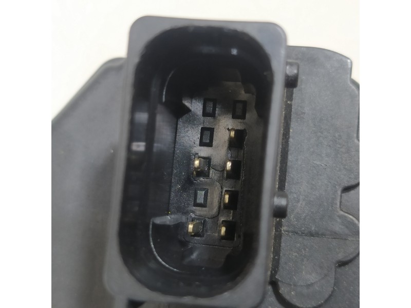 Recambio de cerradura puerta delantera derecha para opel insignia sports tourer sportive 4x4 referencia OEM IAM 3023880 3023880 