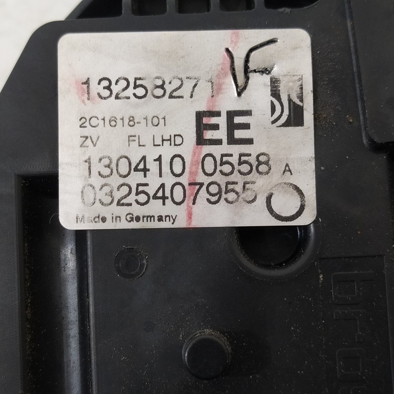 Recambio de cerradura puerta delantera izquierda para opel corsa d cmon referencia OEM IAM 13258271 1304100558 