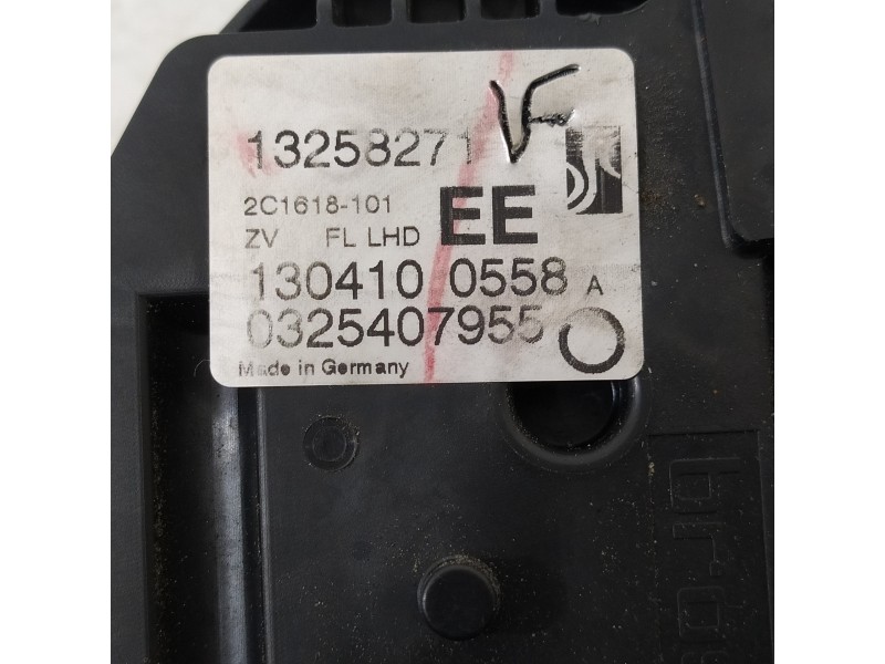 Recambio de cerradura puerta delantera izquierda para opel corsa d cmon referencia OEM IAM 13258271 1304100558 