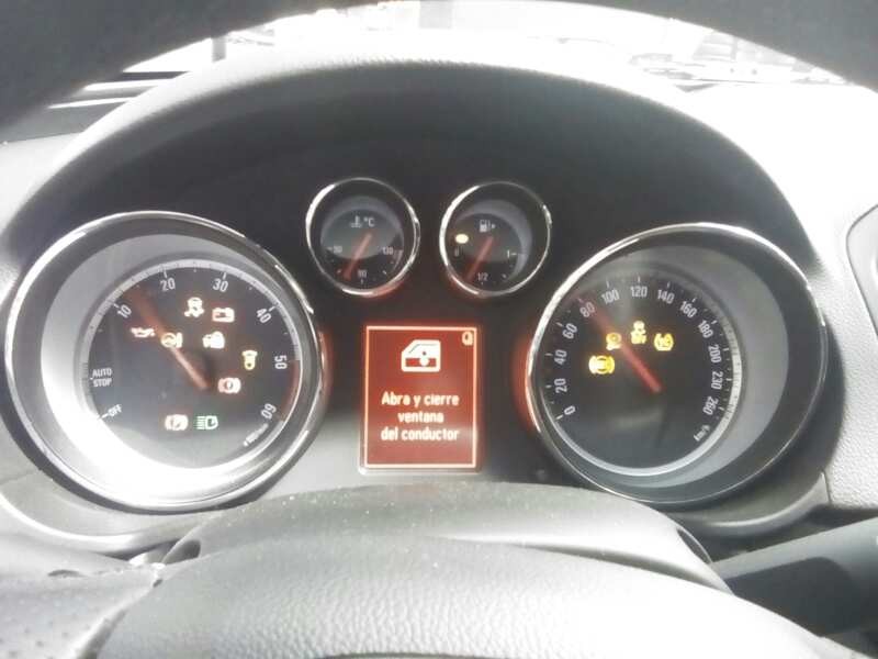 Recambio de cuadro instrumentos para opel insignia sports tourer sportive 4x4 referencia OEM IAM 22936894 365903926H ADNB