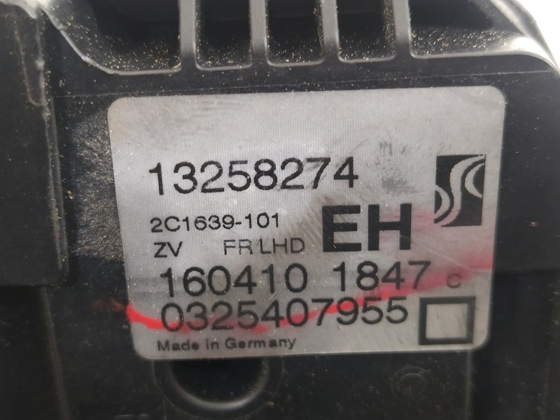 Recambio de cerradura puerta delantera derecha para opel corsa d cmon referencia OEM IAM 13258274  