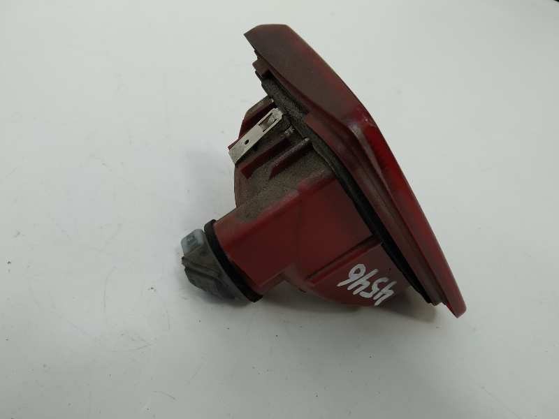 Recambio de piloto trasero izquierdo en porton para peugeot 407 sw sport referencia OEM IAM 9646507480  