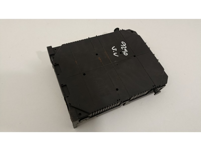 Recambio de caja reles / fusibles para opel crossland x excellence referencia OEM IAM 9819851280  