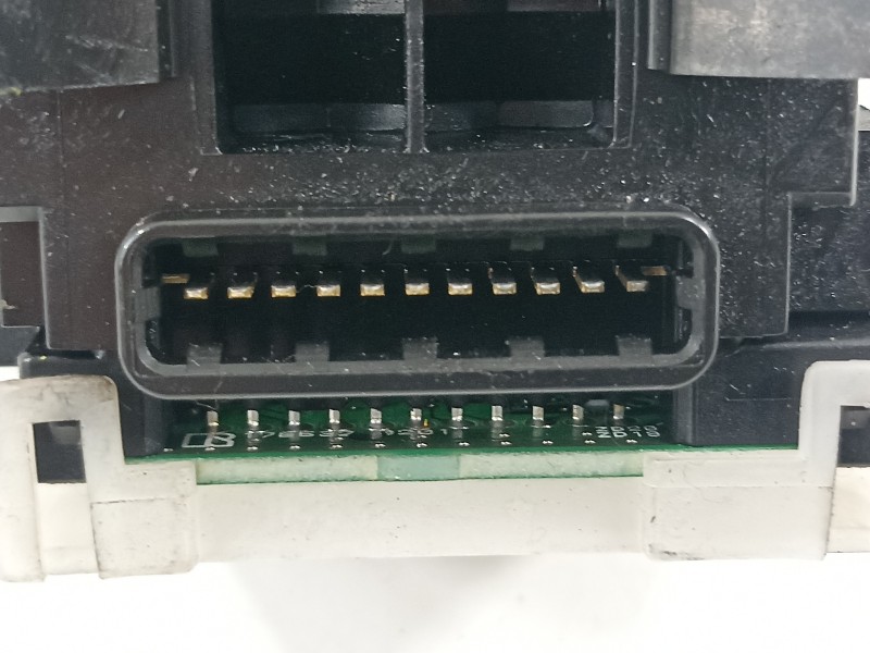 Recambio de mando luces para citroën c-crosser xtr referencia OEM IAM E380013  