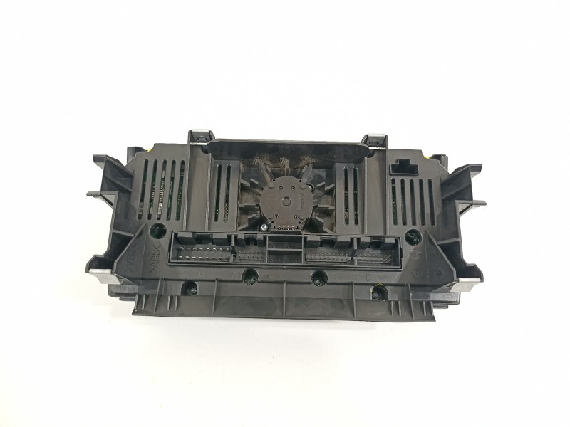 Recambio de mando climatizador para audi a3 (8p) 1.6 tdi attraction referencia OEM IAM 8P0820043BM  