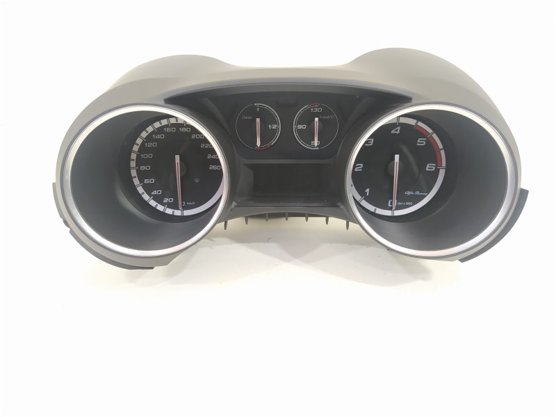 Recambio de cuadro instrumentos para alfa romeo giulietta (191) sprint referencia OEM IAM 50533131 A2C95154700 