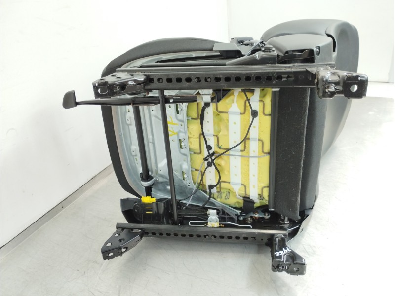 Recambio de asiento delantero derecho para mercedes-benz clase b (w246) b 200 cdi be (246.201) referencia OEM IAM   