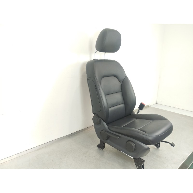 Recambio de asiento delantero derecho para mercedes-benz clase b (w246) b 200 cdi be (246.201) referencia OEM IAM   