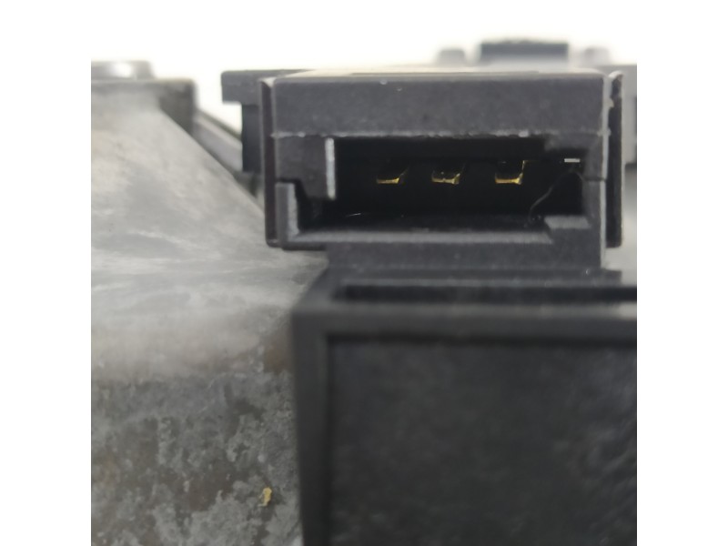 Recambio de motor limpia trasero para opel corsa d cmon referencia OEM IAM 13163029  