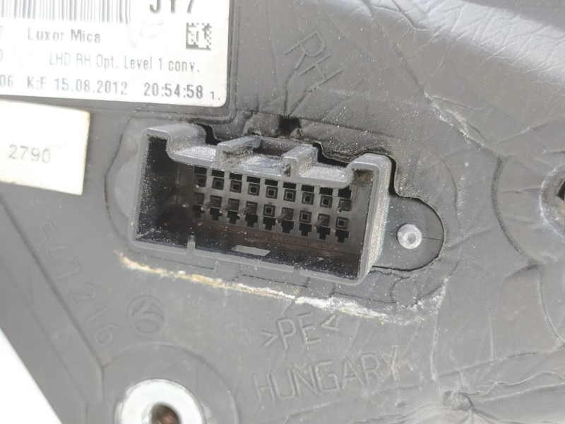 Recambio de retrovisor derecho para opel insignia sports tourer sportive 4x4 referencia OEM IAM 547506 13329080 22743937