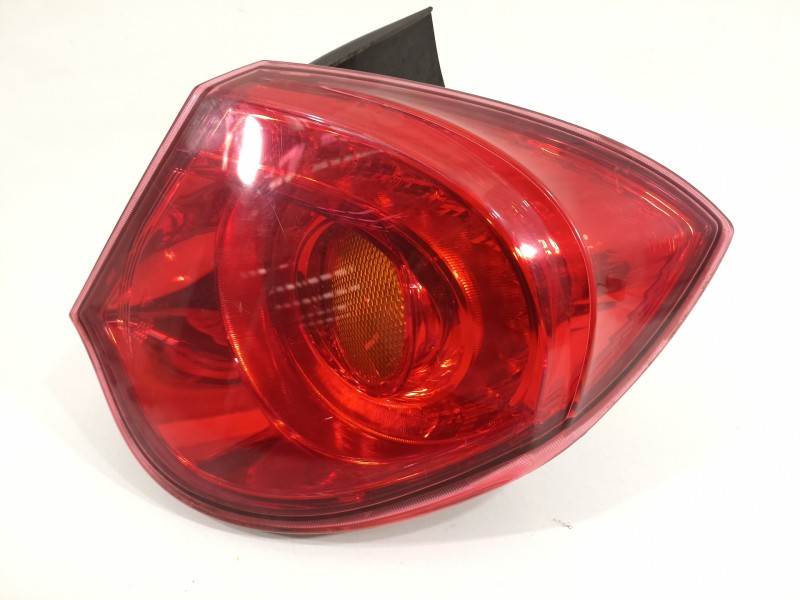 Recambio de piloto trasero derecho para alfa romeo giulietta (191) sprint referencia OEM IAM 50513612  