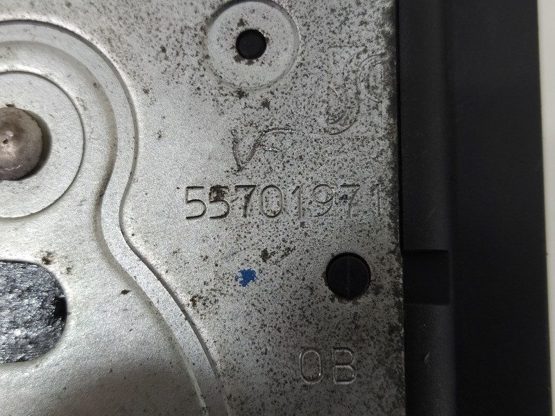 Recambio de cerradura maletero / porton para opel corsa d cmon referencia OEM IAM 55701971  