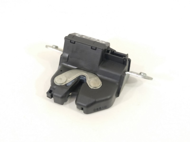 Recambio de cerradura maletero / porton para opel corsa d cmon referencia OEM IAM 55701971  