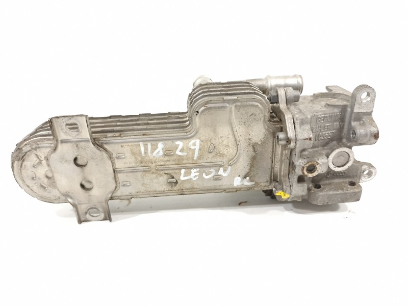 Recambio de enfriador egr para seat leon (1p1) sport referencia OEM IAM 03G131513J  