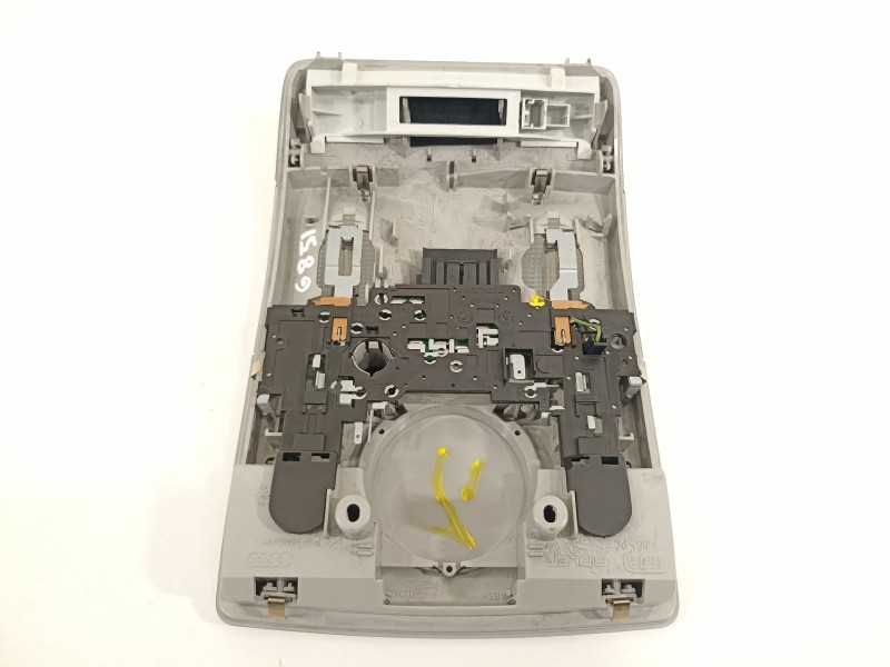 Recambio de luz interior para audi a3 (8p) 1.6 tdi attraction referencia OEM IAM 8P0947135D  