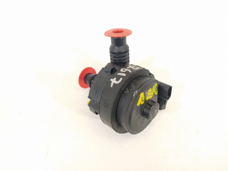 Recambio de bomba agua para mini countryman (f60) cooper s e all4 referencia OEM IAM 867988501  