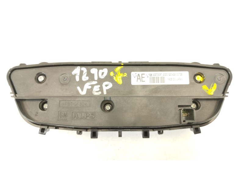 Recambio de mando climatizador para opel insignia sports tourer sportive 4x4 referencia OEM IAM 13273097  