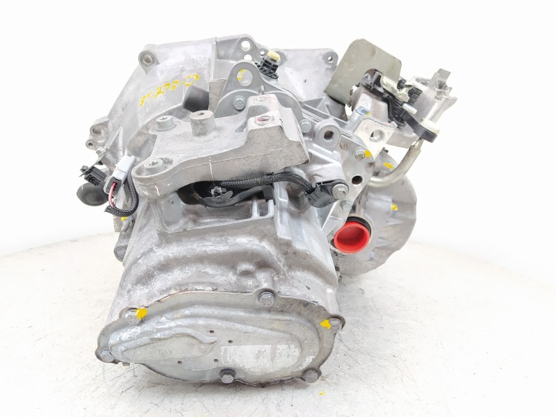 Recambio de caja cambios para citroën c-elysée feel referencia OEM IAM 20V246  