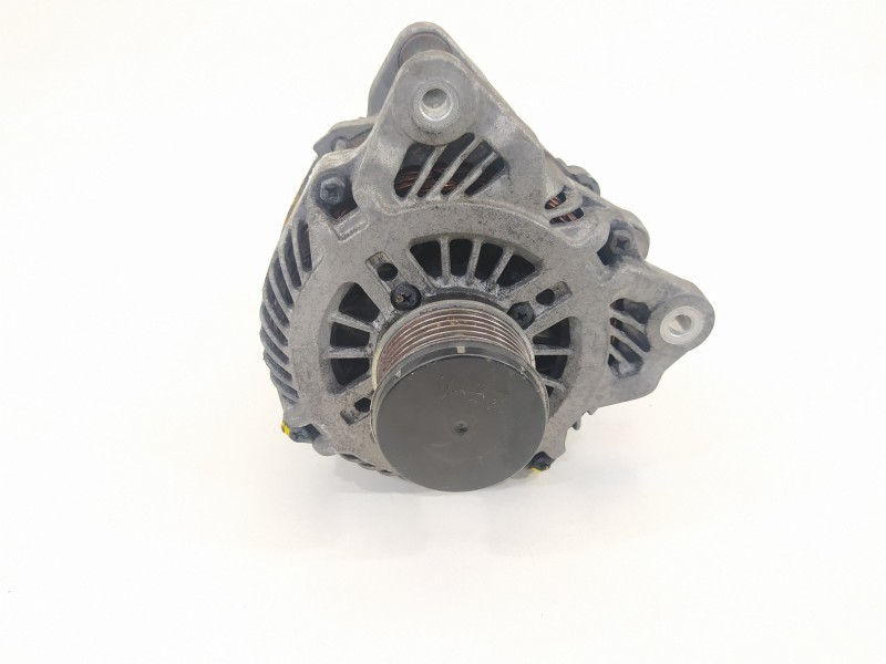 Recambio de alternador para renault laguna iii emotion referencia OEM IAM 8200960533  