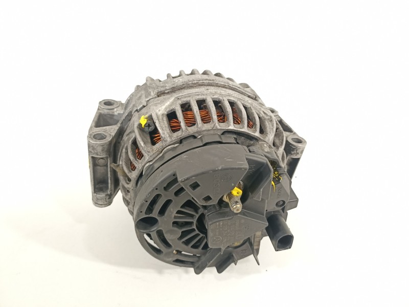 Recambio de alternador para mercedes-benz clase c (w203) berlina 1.8 cat referencia OEM IAM A2711540802  