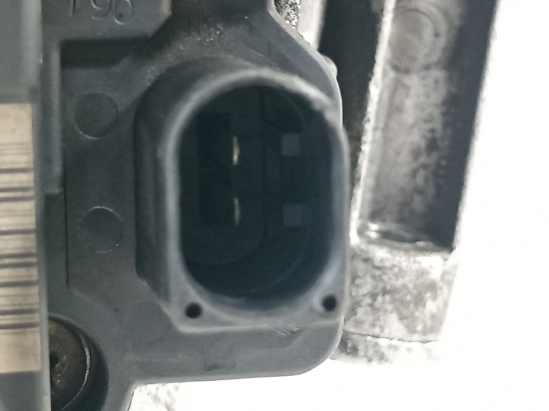 Recambio de alternador para mercedes-benz clase c (w203) berlina 1.8 cat referencia OEM IAM A2711540802  