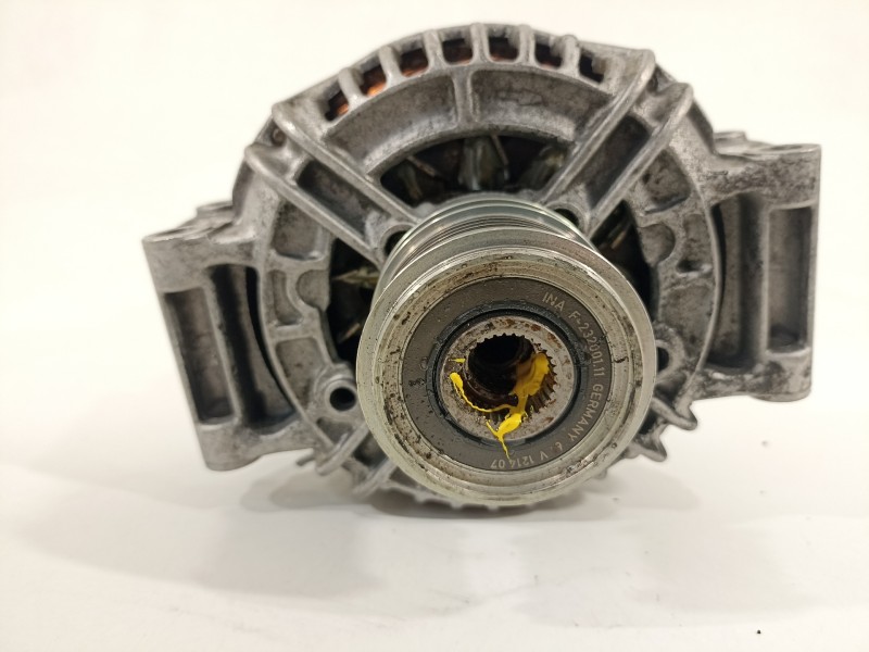 Recambio de alternador para mercedes-benz clase c (w203) berlina 1.8 cat referencia OEM IAM A2711540802  