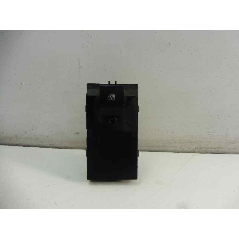 Recambio de mando elevalunas delantero derecho para opel insignia sports tourer sportive 4x4 referencia OEM IAM 13301886  