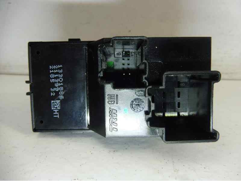 Recambio de mando elevalunas delantero derecho para opel insignia sports tourer sportive 4x4 referencia OEM IAM 13301886  