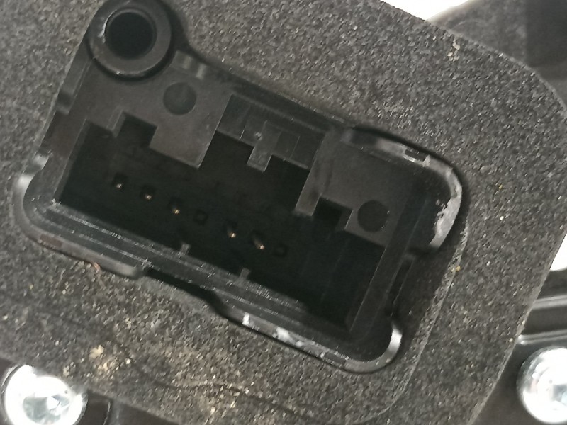 Recambio de cerradura puerta delantera izquierda para seat arona xperience referencia OEM IAM 10B837015B  