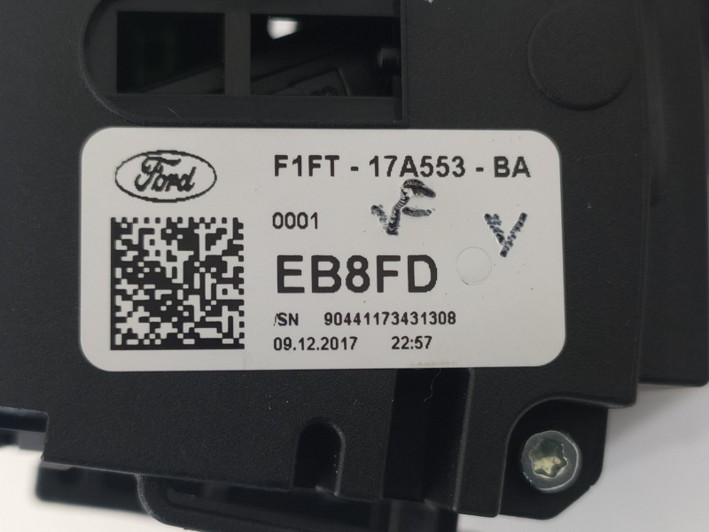 Recambio de mando limpia para ford kuga (cbs) trend referencia OEM IAM F1FT17A553BA EB8FD 