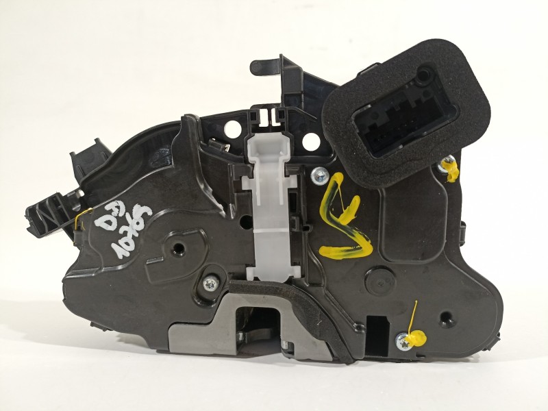 Recambio de cerradura puerta delantera derecha para seat arona xperience referencia OEM IAM 10B837016B  