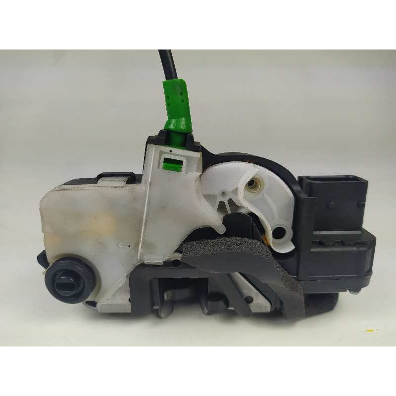 Recambio de cerradura puerta trasera derecha para opel insignia sports tourer sportive 4x4 referencia OEM IAM 13579566  