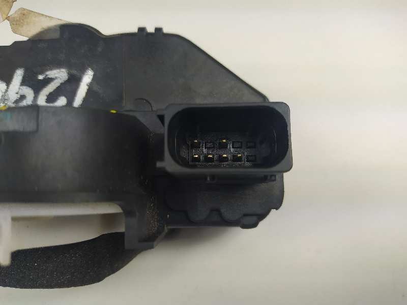 Recambio de cerradura puerta trasera derecha para opel insignia sports tourer sportive 4x4 referencia OEM IAM 13579566  