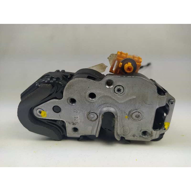 Recambio de cerradura puerta trasera derecha para opel insignia sports tourer sportive 4x4 referencia OEM IAM 13579566  