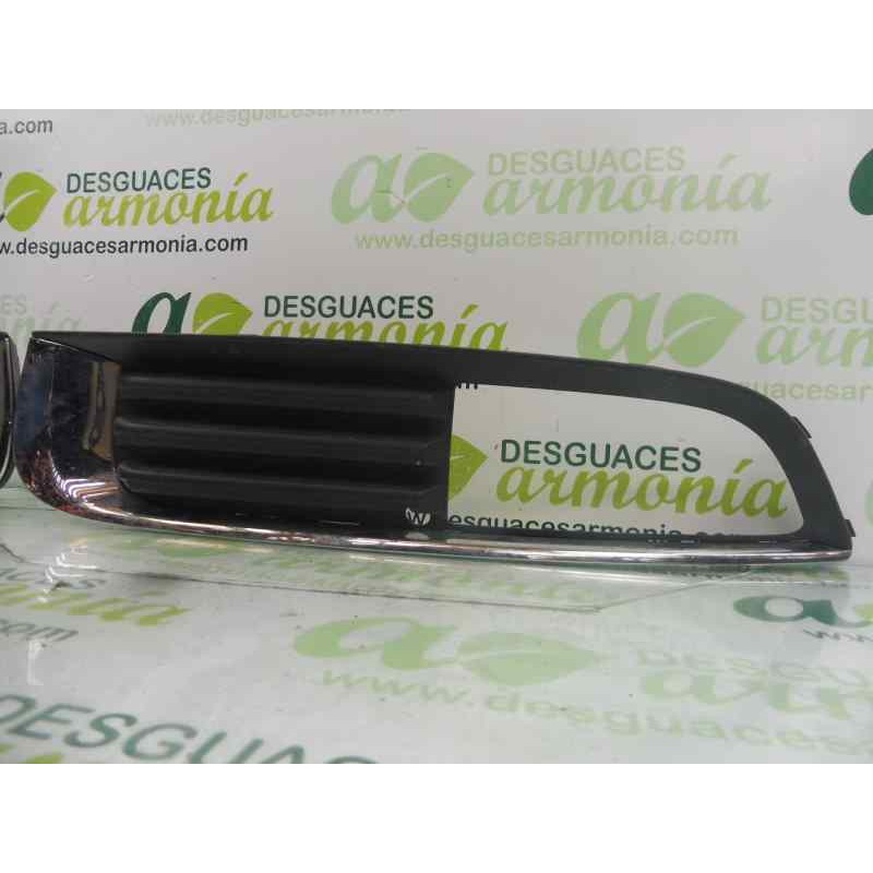 Recambio de rejilla paragolpes delantero para opel insignia sports tourer sportive 4x4 referencia OEM IAM   