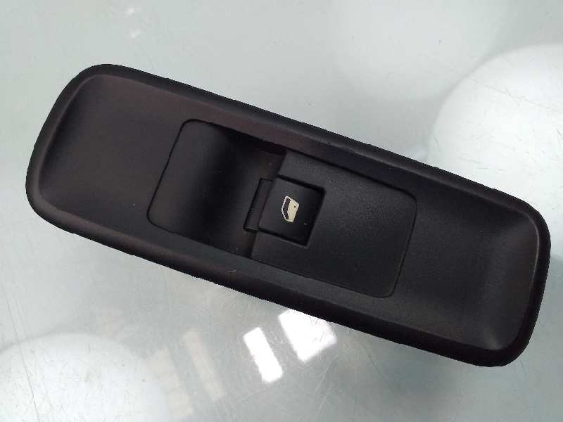 Recambio de mando elevalunas delantero derecho para citroën c8 2.0 hdi 160 exclusive referencia OEM IAM 14996430XT  