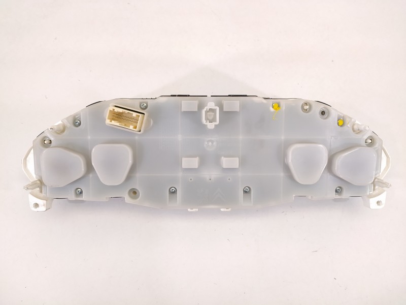 Recambio de cuadro instrumentos para peugeot 208 access referencia OEM IAM 9813848780  