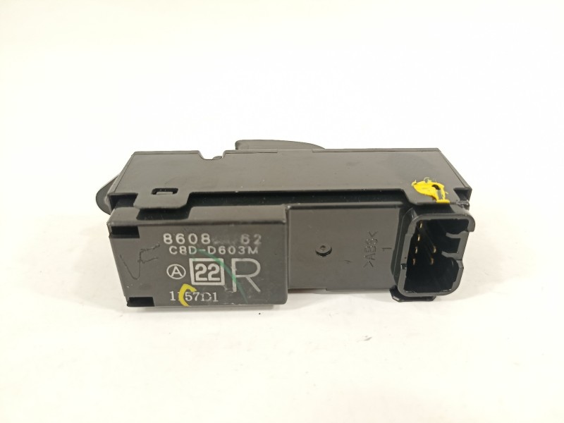 Recambio de mando elevalunas trasero derecho para citroën c-crosser xtr referencia OEM IAM 8608A062  